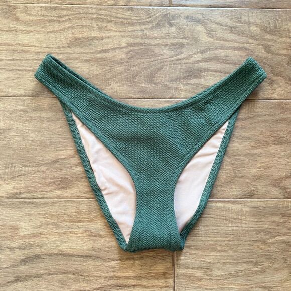 NWT J.Crew Textured Curved-Waist Cheeky Bikini Bottom Size M Green - Picture 1 of 8